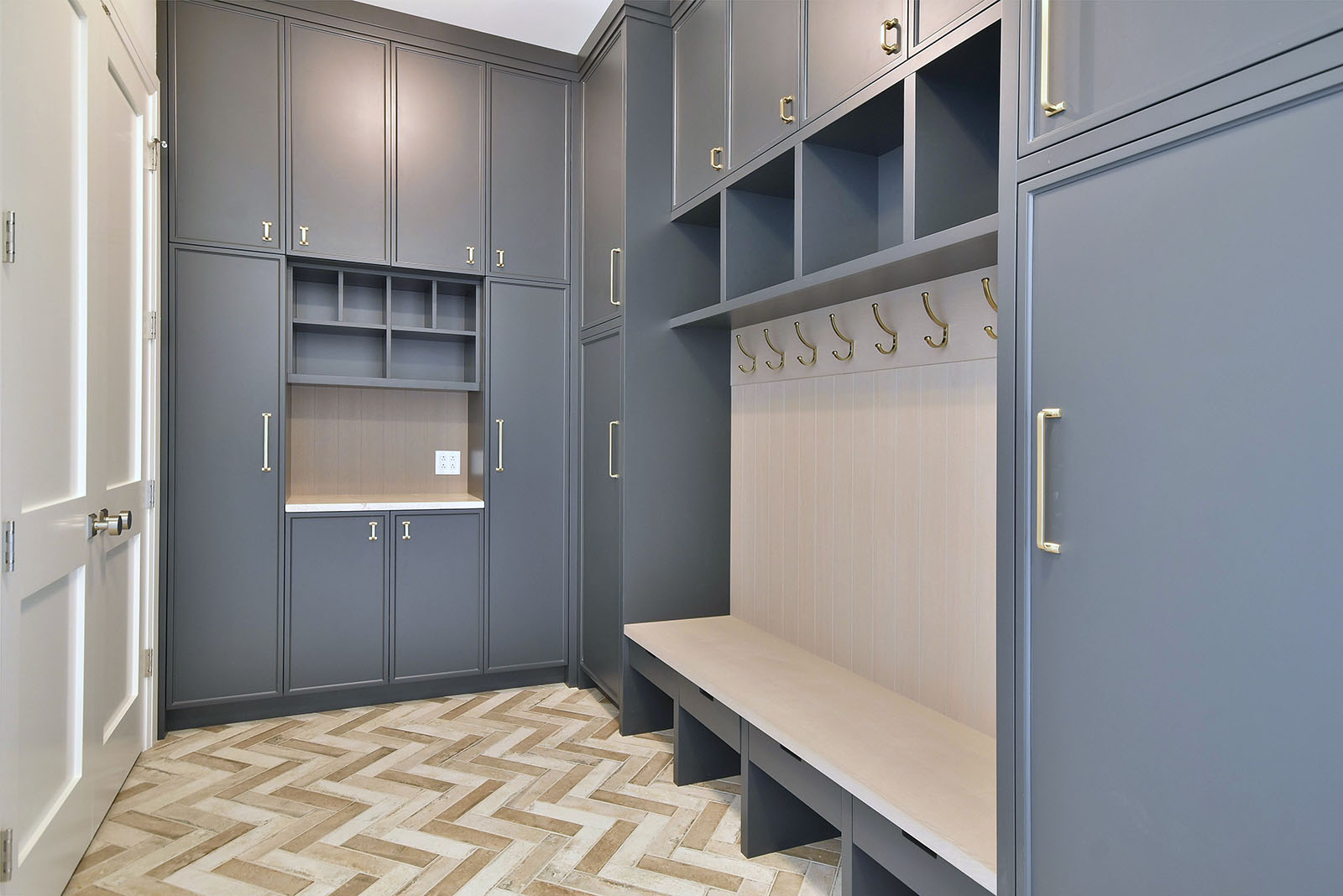 countertop experts, affordable countertops, residential countertops, commercial countertops, premium countertop materials, countertop installation process, quartzite durability, low-maintenance countertops, engineered stone countertops, home improvement countertops, luxury countertop solutions, custom kitchen surfaces, Chicago countertop company, reliable countertop installers, local countertop installation, countertop replacement services, best countertops near me, stylish countertops, functional countertops, personalized countertop designs, granite countertop specialists, marble countertop experts, quartz countertop installation, custom bathroom vanities, durable kitchen surfaces, eco-friendly countertop options, high-quality stone materials, seamless countertop installation, luxury bathroom countertops, trusted local countertop company, professional countertop services, innovative countertop ideas